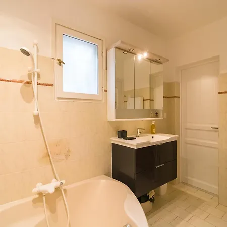 Villa In Hyeres Near Beach & Pool Villa