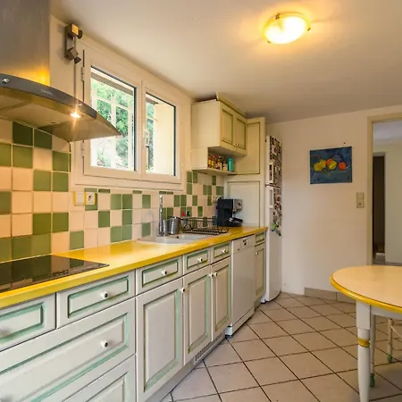 Villa In Hyeres Near Beach & Pool Villa