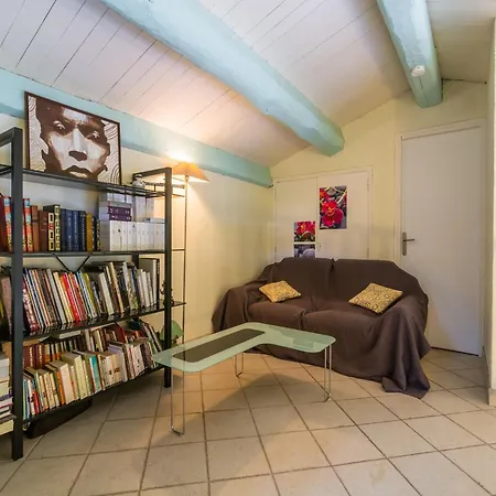 In Near & Pool Вілла *