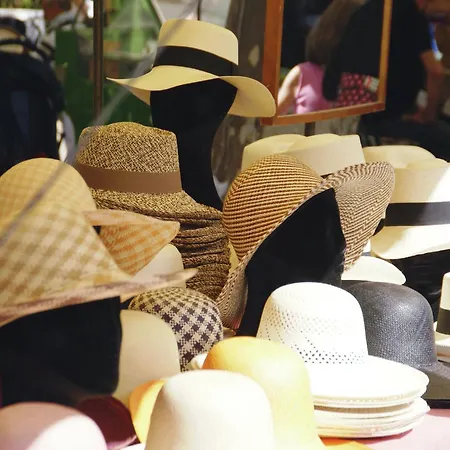 In Near & Pool Villa *