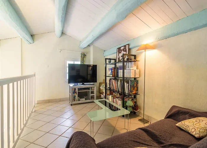 In Near & Pool Villa *