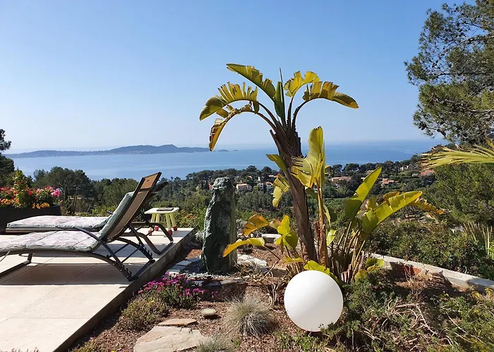 Villa In Near & Pool