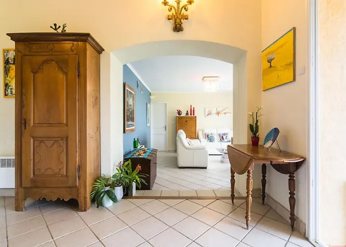 Villa In Near & Pool *